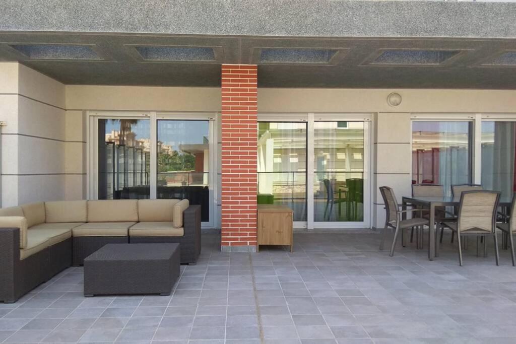 Brisa De Mar En Oliva Nova, Junto A Met Y Golf Apartment Bagian luar foto