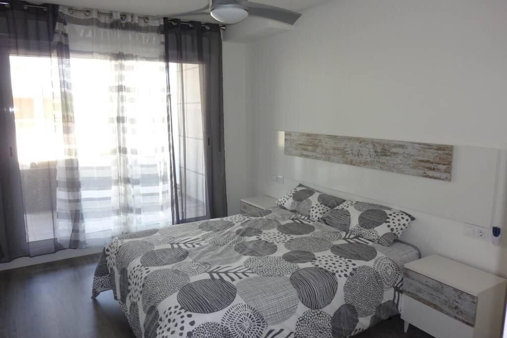Brisa De Mar En Oliva Nova, Junto A Met Y Golf Apartment Bagian luar foto