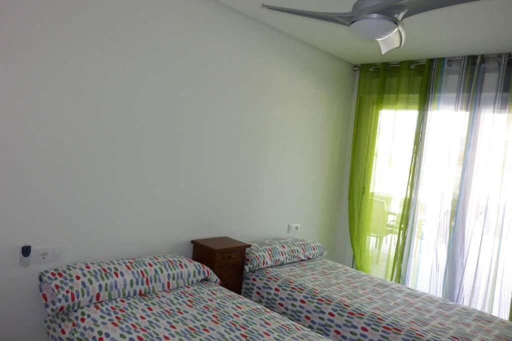 Brisa De Mar En Oliva Nova, Junto A Met Y Golf Apartment Bagian luar foto